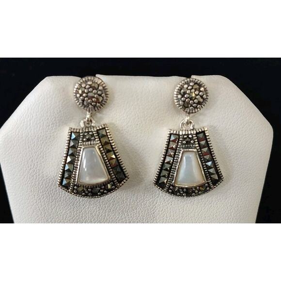 925A Thailand Sterling Silver Mother Of Pearl Marcasite Dangle Pierced Earrings - Picture 1 of 3